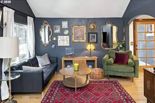 9345 NE Broadway, Portland, OR 97220 - Photo 6