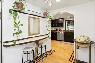 9345 NE Broadway, Portland, OR 97220 - Photo 18