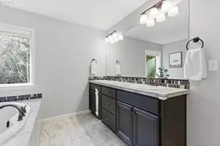 3785 SE Willamette Ave, Hillsboro, OR 97123 - Photo 22