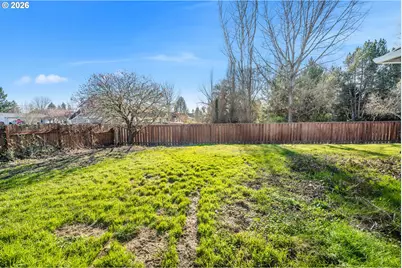 2000 N Nugget Ln, Newberg, OR 97132 - Photo 40