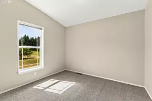 34280 E Lacomb Rd, Lebanon, OR 97355 - Photo 24