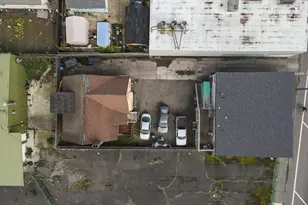 8325 SE Division St, Portland, OR 97266 - Photo 8