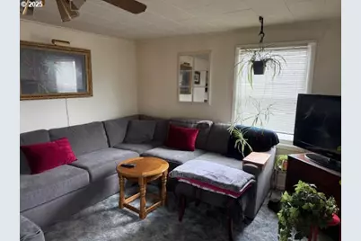 8325 SE Division St, Portland, OR 97266 - Photo 24