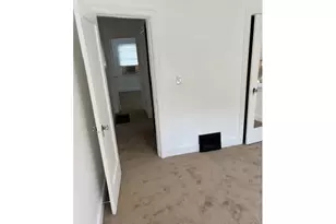 8325 SE Division St, Portland, OR 97266 - Photo 38
