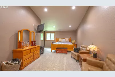 68155 Ridge Rd, North Bend, OR 97459 - Photo 22