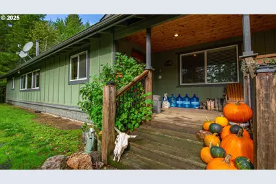 68155 Ridge Rd, North Bend, OR 97459 - Photo 4