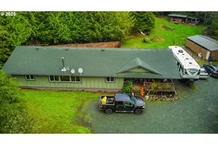 68155 Ridge Rd, North Bend, OR 97459 - Photo 36