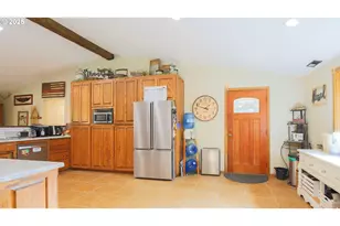 68155 Ridge Rd, North Bend, OR 97459 - Photo 12