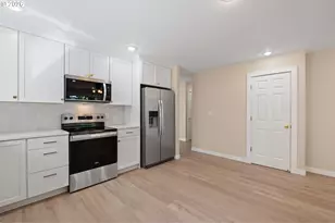 15250 SE View Meadows Ln, Milwaukie, OR 97267 - Photo 30