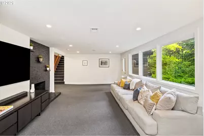 1211 SW Highland Rd, Portland, OR 97221 - Photo 32