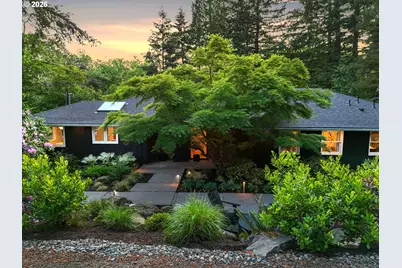 1211 SW Highland Rd, Portland, OR 97221 - Photo 2