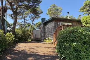 88216 2nd Ave, Florence, OR 97439 - Photo 4
