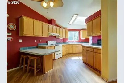 17220 Pleasant Hill Rd, Sheridan, OR 97378 - Photo 8
