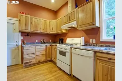 17220 Pleasant Hill Rd, Sheridan, OR 97378 - Photo 10