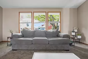 542 NE 14th Ave, Hillsboro, OR 97124 - Photo 10