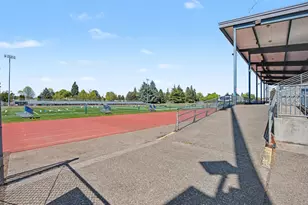 542 NE 14th Ave, Hillsboro, OR 97124 - Photo 46