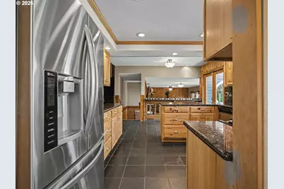 542 NE 14th Ave, Hillsboro, OR 97124 - Photo 18