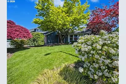 542 NE 14th Ave, Hillsboro, OR 97124 - Photo 2