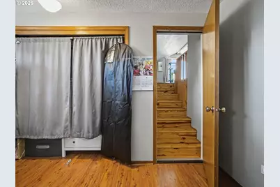 542 NE 14th Ave, Hillsboro, OR 97124 - Photo 32