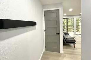 344 Cervantes Cir, Lake Oswego, OR 97035 - Photo 4