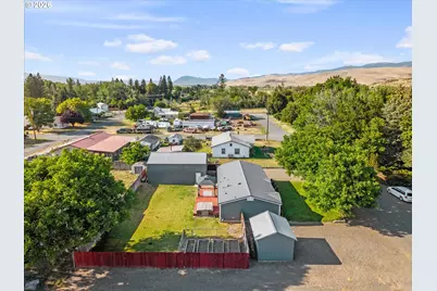 1020 N Benson St, Union, OR 97883 - Photo 8