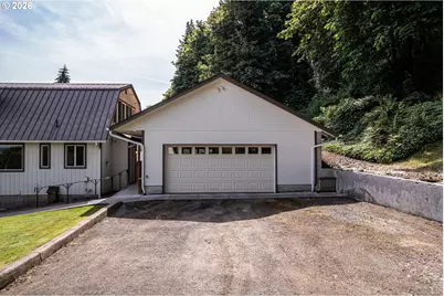 1024 W C St, Rainier, OR 97048 - Photo 38