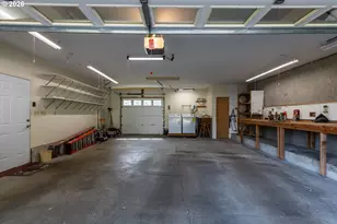 1024 W C St, Rainier, OR 97048 - Photo 28