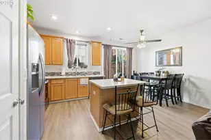 5827 SE 16th Loop, Gresham, OR 97080 - Photo 10