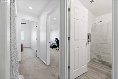 5827 SE 16th Loop, Gresham, OR 97080 - Photo 26