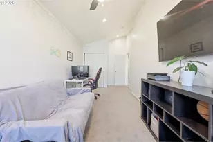 5827 SE 16th Loop, Gresham, OR 97080 - Photo 30