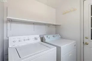595 S 47th St, Springfield, OR 97478 - Photo 26