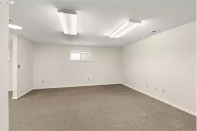 394 Cherry Dr, Eugene, OR 97401 - Photo 28