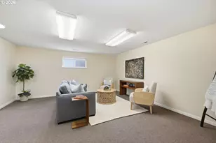 394 Cherry Dr, Eugene, OR 97401 - Photo 20