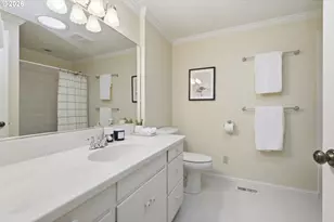 394 Cherry Dr, Eugene, OR 97401 - Photo 30