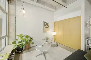 900 NE 81st Ave, Portland, OR 97213 - Photo 8