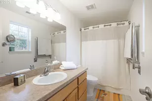 2443 SW Taylor Dr, McMinnville, OR 97128 - Photo 20