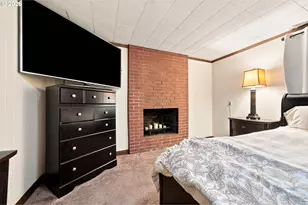 15730 NE Weidler St, Portland, OR 97230 - Photo 18