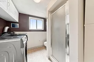 15730 NE Weidler St, Portland, OR 97230 - Photo 28