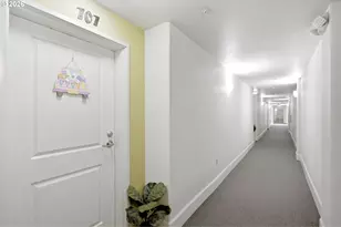 400 NE 100th Ave, Portland, OR 97220 - Photo 6