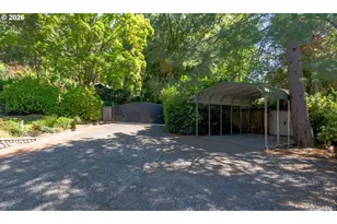 18040 Royce Way, Lake Oswego, OR 97034 - Photo 36