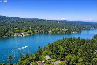 18040 Royce Way, Lake Oswego, OR 97034 - Photo 44