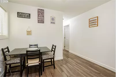 8715 NE Clackamas St, Portland, OR 97220 - Photo 14