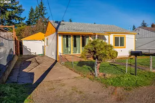 8715 NE Clackamas St, Portland, OR 97220 - Photo 2