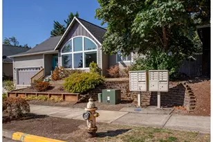 1496 S 57th St, Springfield, OR 97478 - Photo 4