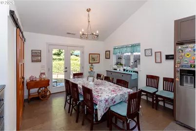 1496 S 57th St, Springfield, OR 97478 - Photo 14