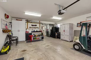 725 SE St Andrews Ln, Dallas, OR 97338 - Photo 24