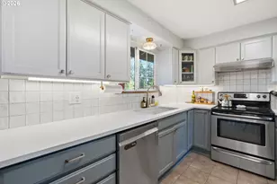 17717 Northeast Pacific Street, Portland, OR 97230 - Photo 10
