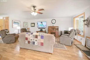 205 Lamar Rd, Silver Lake, WA 98645 - Photo 4