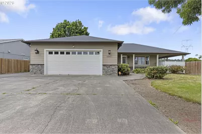 2341 52nd Ave, Longview, WA 98632 - Photo 2