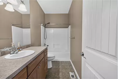 2341 52nd Ave, Longview, WA 98632 - Photo 18